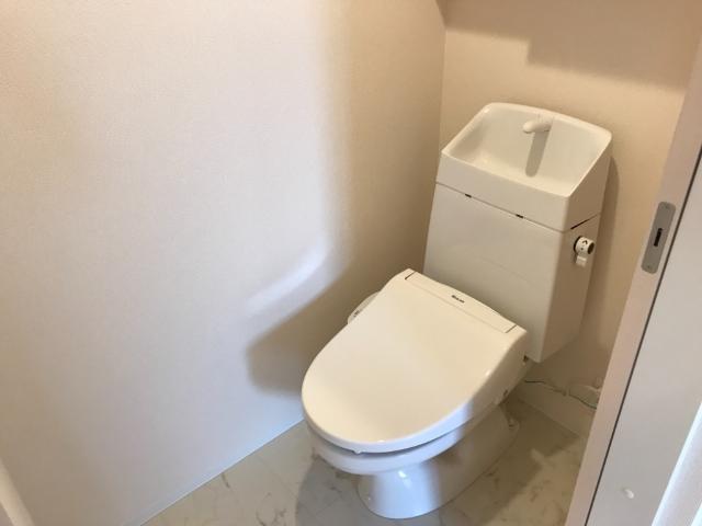 シャワー付トイレ