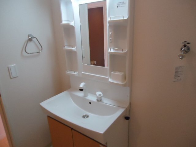 洗髪洗面化粧台