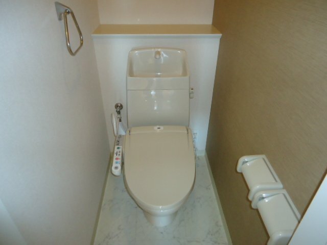 シャワー付トイレ