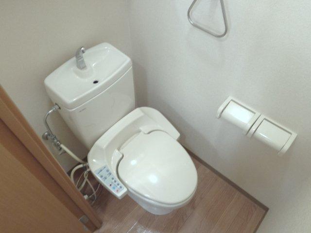 シャワー付トイレ