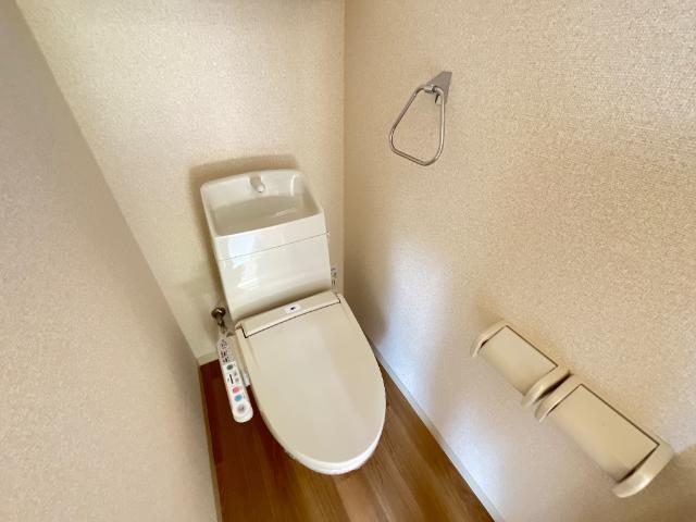 シャワー付トイレ
