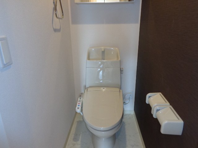 シャワー付トイレ