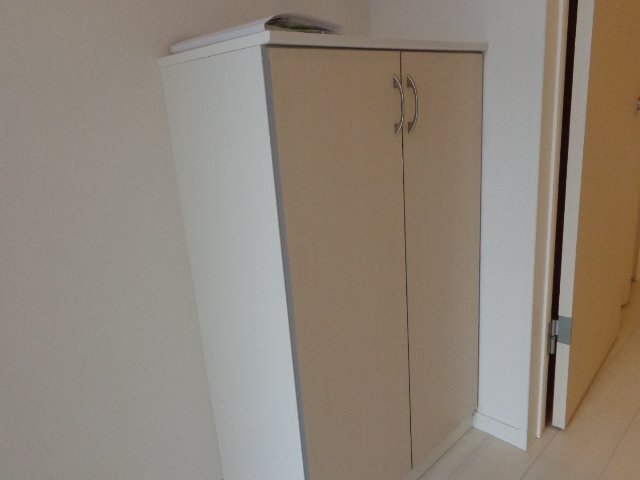 シューズボックス