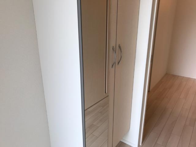 シューズボックス