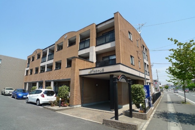 Ｎ・フレーシア