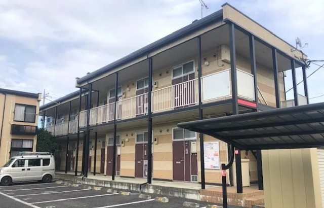 レオパレスかやば