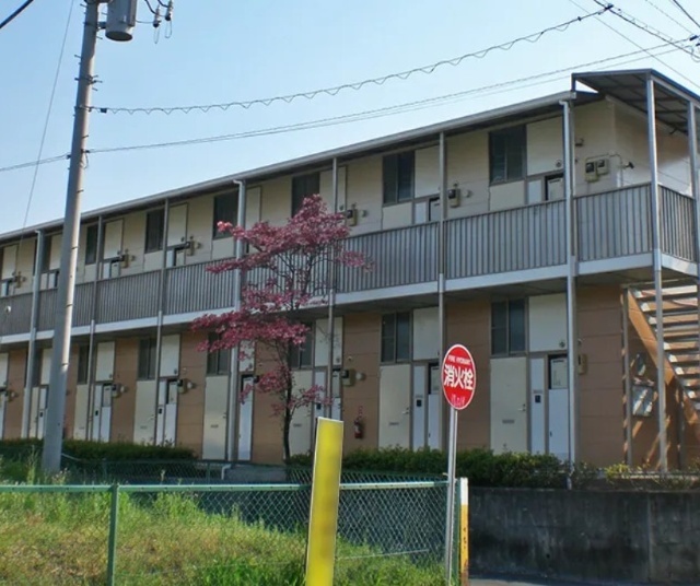 レオパレス桜が丘