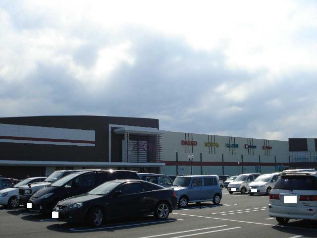 上里イオン（ショッピングセンター）