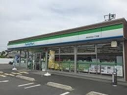 ファミリーマート日の出２丁目店