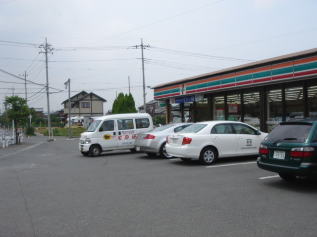セブンイレブン新堀玉井店