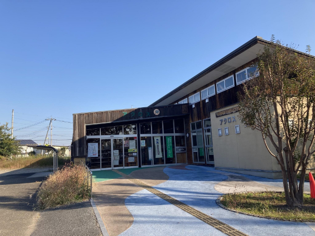 深谷市立花園こども情報交流図書館