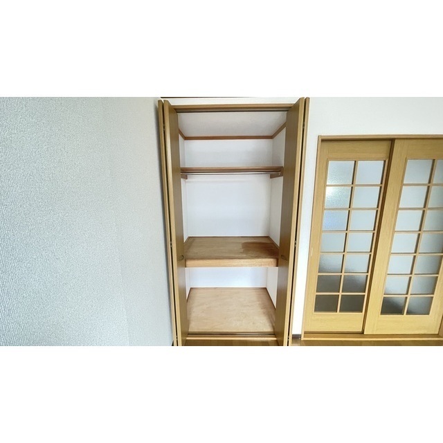 写真は205号室のものです