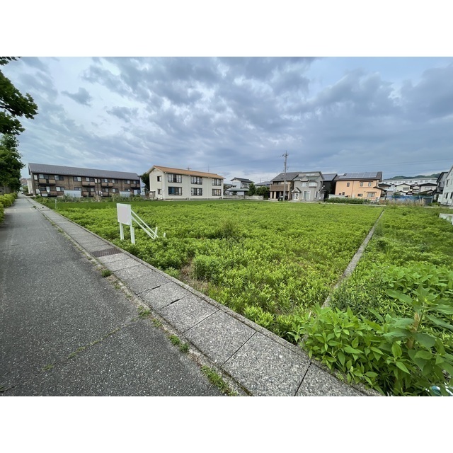額新保2丁目貸土地