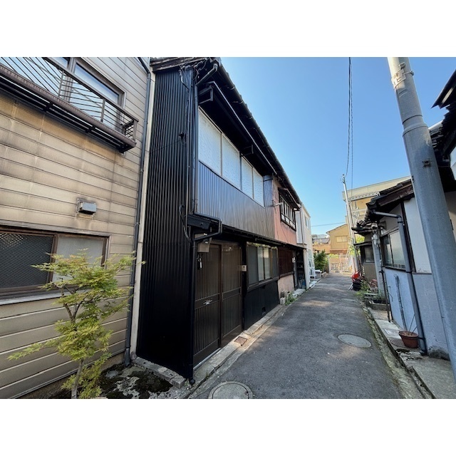 金沢市長町3丁目B貸家