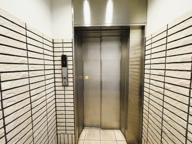 エレベーター