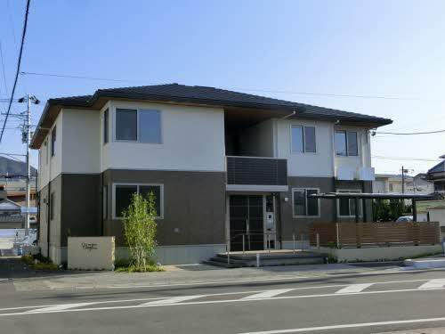 シャーメゾン　カープ