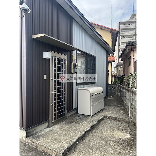 裏口・ゴミ収集BOX