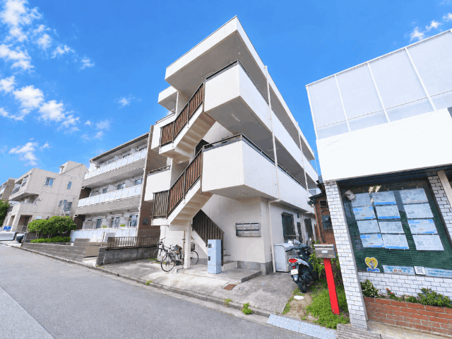 メゾン伊藤