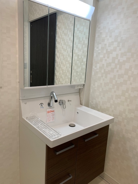 シャワー付洗面台