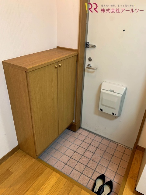 シューズボックス