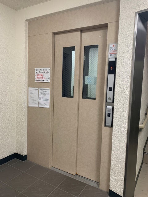 エレベーター