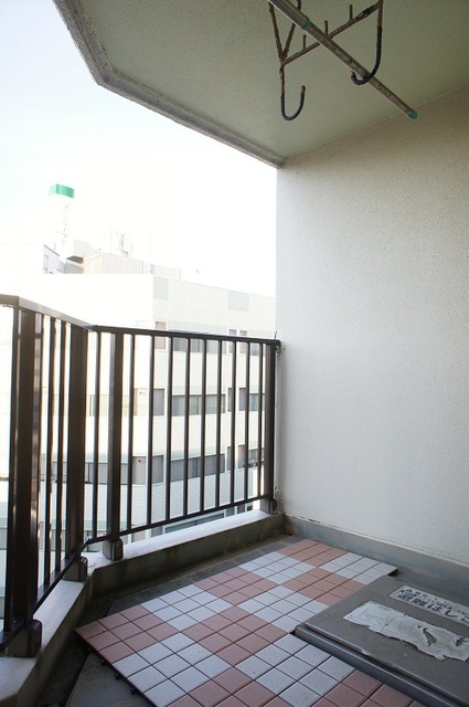 バルコニー 物干し竿対応