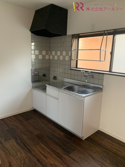 流し台、コンロ台入替