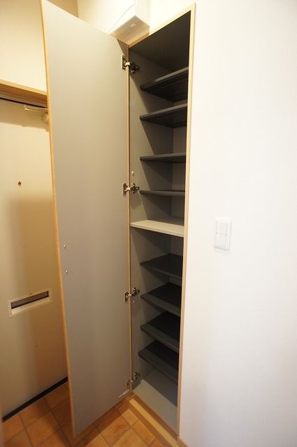 シューズボックス