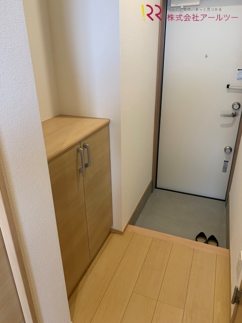 シューズボックス