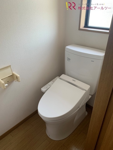 ウォシュレット便座