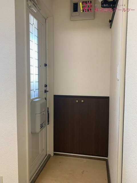 シューズボックス