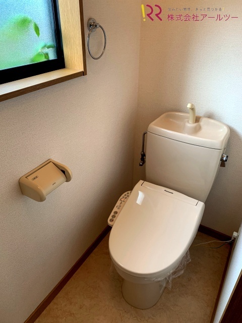 ウォシュレット便座