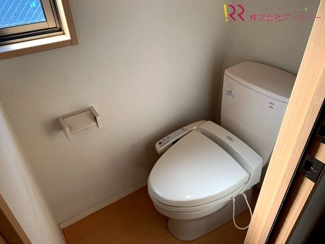 ウォシュレット便座