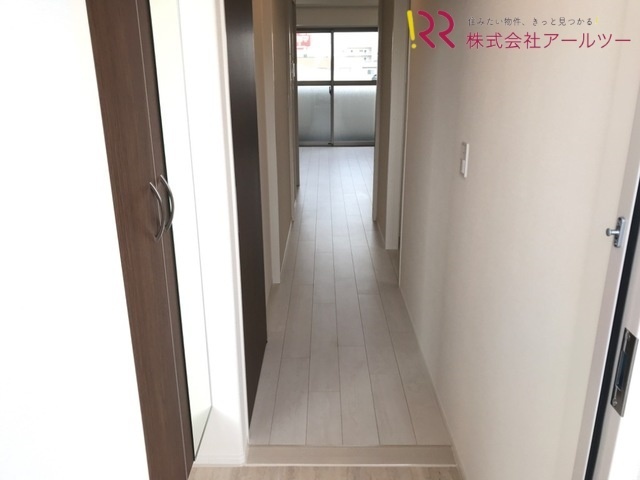シューズボックス