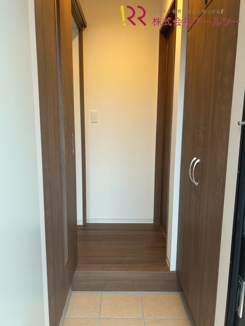 シューズボックス