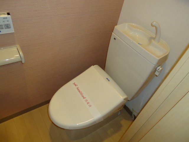 シャワー付トイレ