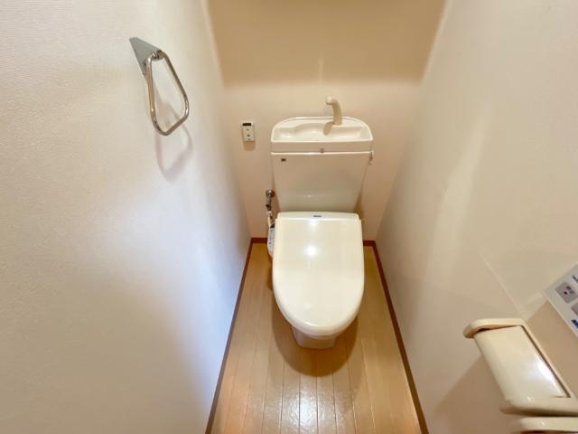 シャワー付トイレ