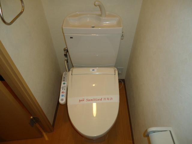 シャワー付トイレ