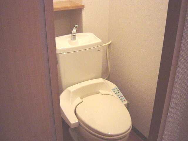 シャワー付トイレ