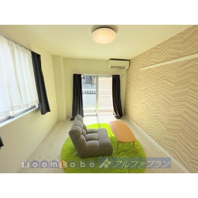 角部屋で明るい間取り♪