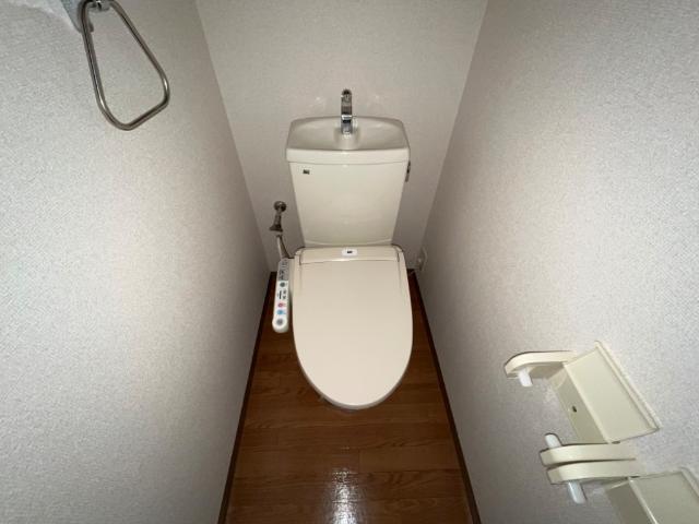 シャワー付トイレ