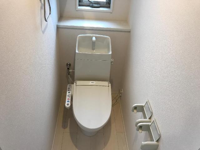 シャワー付トイレ