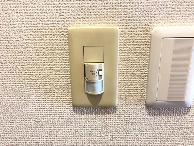 センサー付ライト
