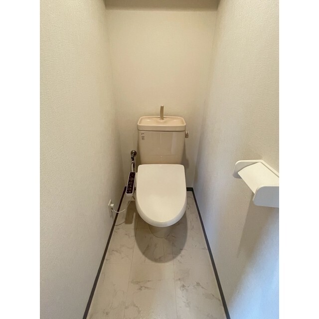 狭すぎず広すぎないトイレです！