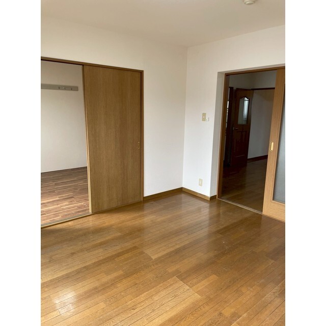 7.7畳の広いお部屋です♪