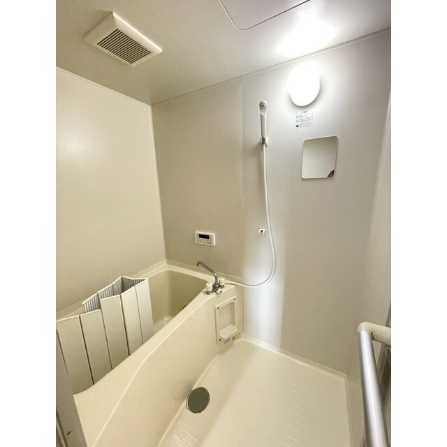 追い焚き機能付き浴室