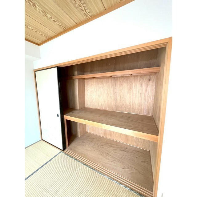 和室収納はたっぷりの広さ