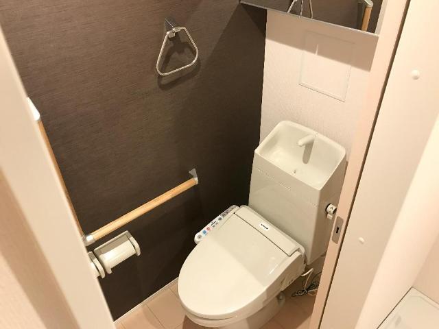 シャワー付トイレ
