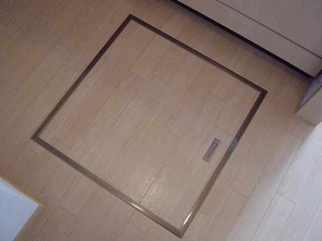 床下収納