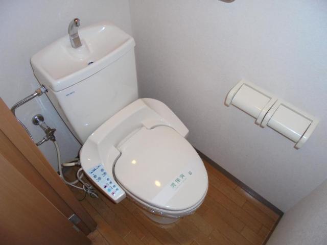シャワー付トイレ
